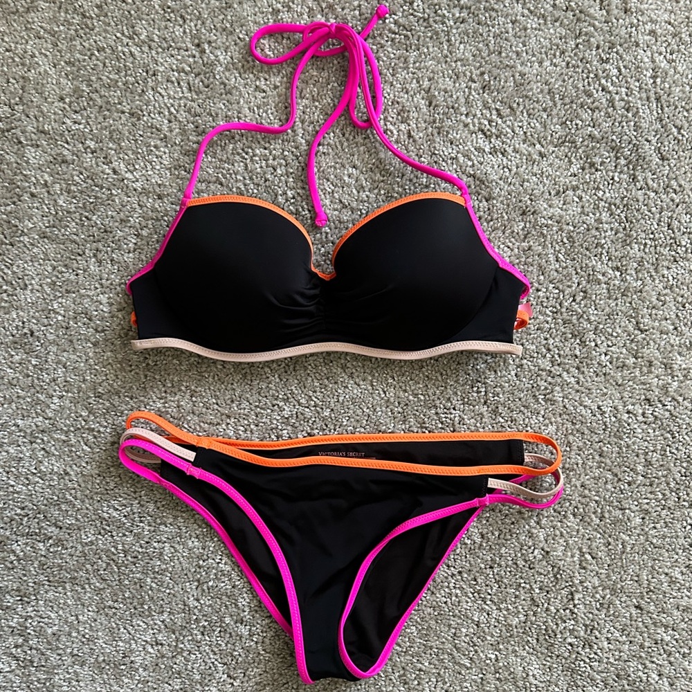 Victoria’s Secret Black Bikini Set